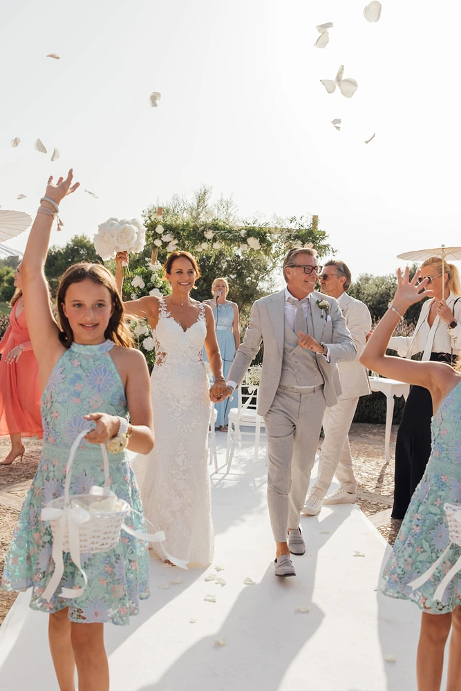 4O4A0004_websize Auszug der Brautleute