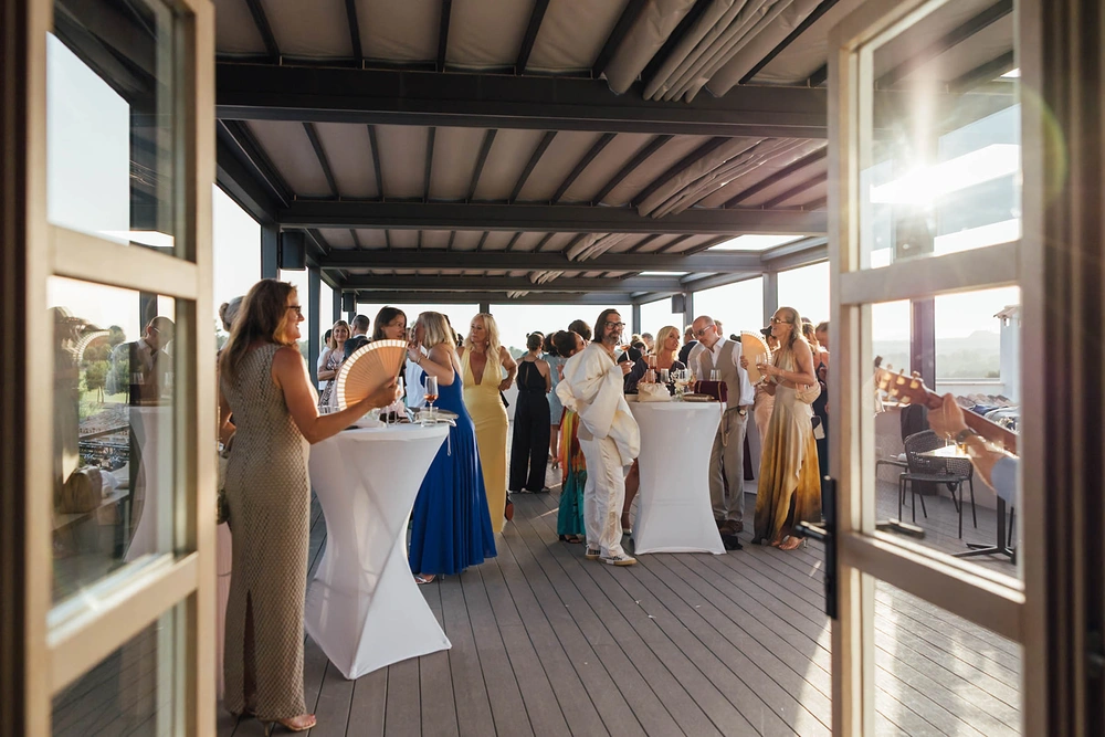 4O4A0621_websize Dachterrasse für den Sektempfang