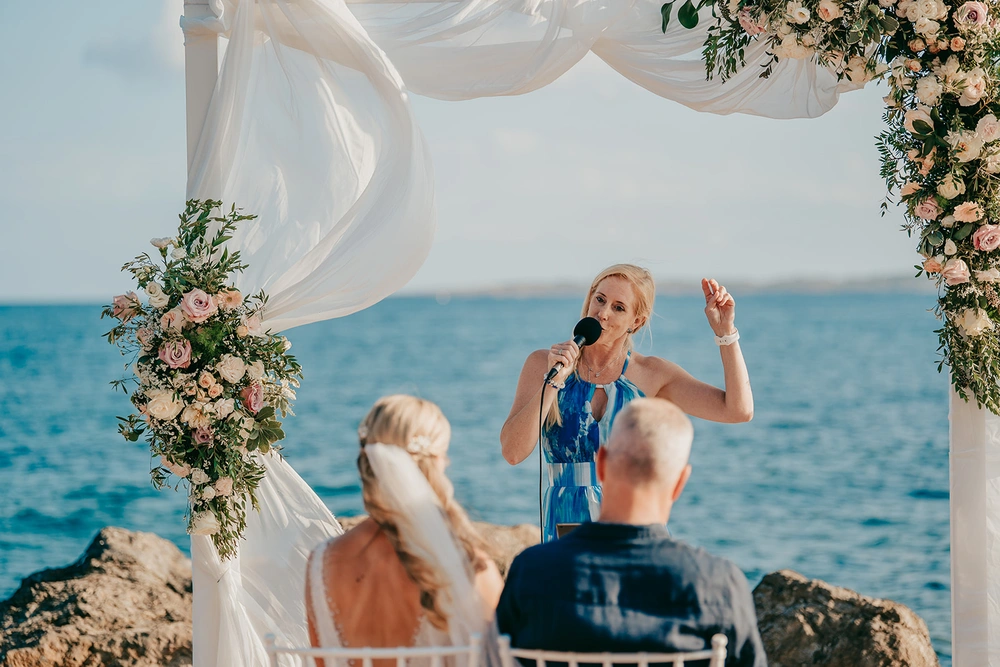 Freie Trauung am Meer mit Sandra Backwinkel