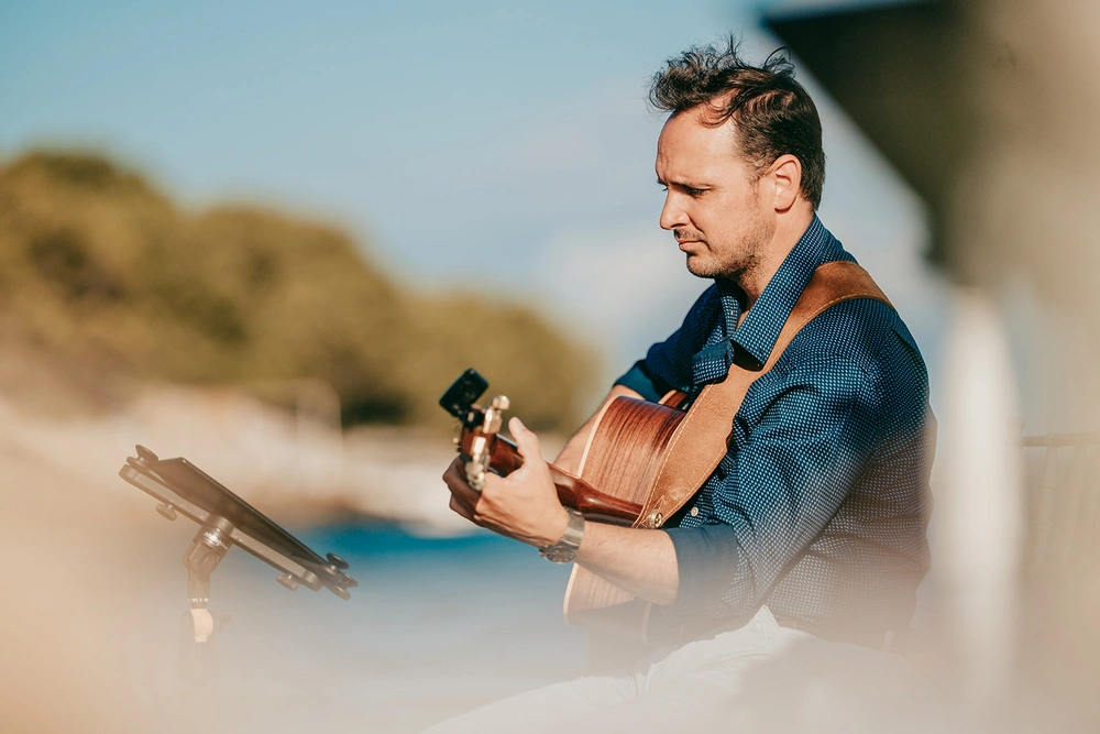 Hernán Filippini zur Begleitung der Trauung