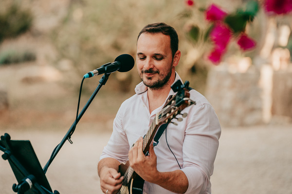Hernán Filippini – Gitarrist und Sänger für Hochzeiten auf Mallorca